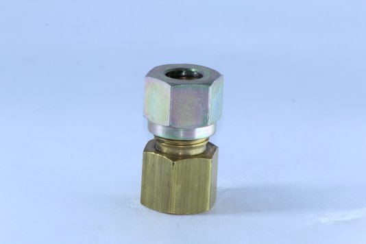 Conector fêmea 10mm x m16